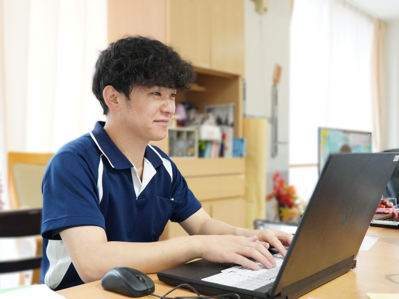 イメージ：社会福祉法人聖風会先輩からのメッセージ